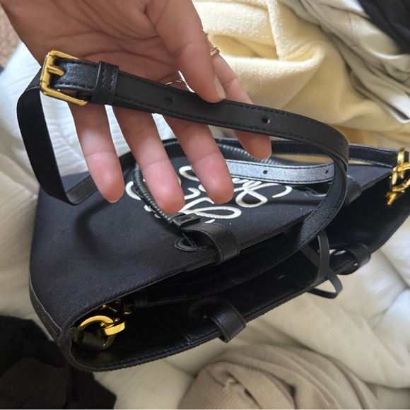 Loewe Black Leather Tote Bag with Structured Design - Picture 7 of 8